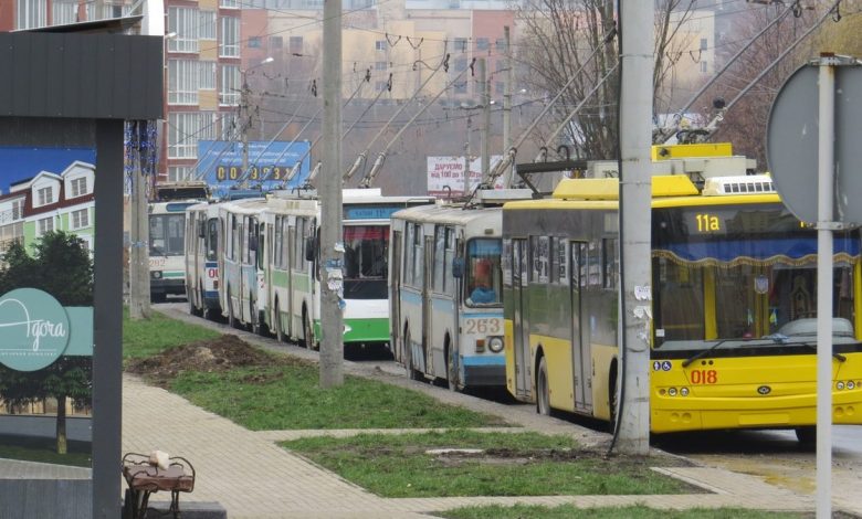 7 тролейбус Хмельницький: розклад руху, усі зупинки і чим він відрізняється від 7А